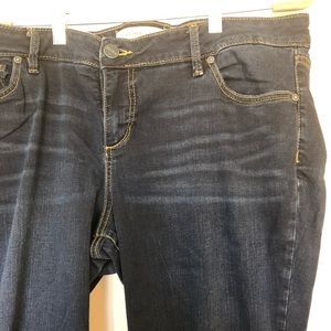 Curvy straight leg jeans